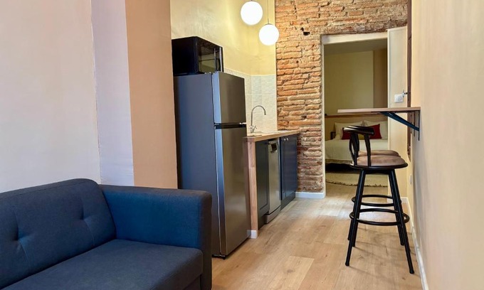 La Real Apartment | Jolie T2 Quartier St Jean Proche place République