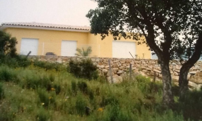 Afa Villa | Jolie Villa for 6 guests near to the sea and the mountain.