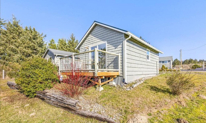 Grayland House | Josie Dyas Cottage