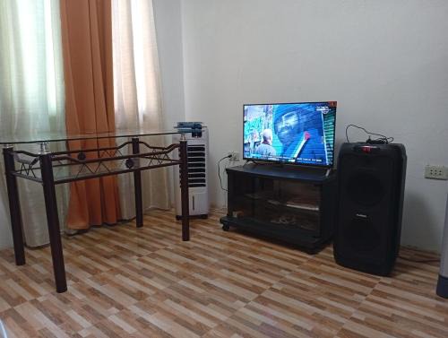 Luzon Villa | JRM Homestay