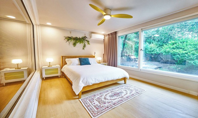 Jongno House | JT Tailored Service Home near Hyehwa Station