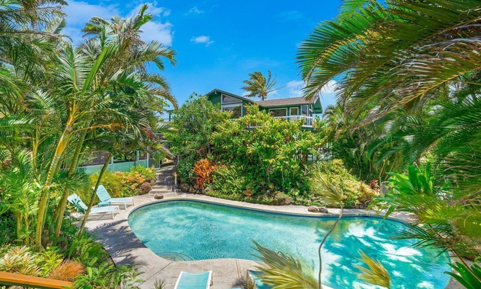 Haiku House | ★Jump Start The Road to Hana at Ocean Lookout! Private Hot Tub+Pool Access + AC