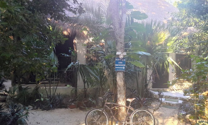 Macario Gomez House | Jungle house.in Mcario Gomez 19 km outside of Tulum.