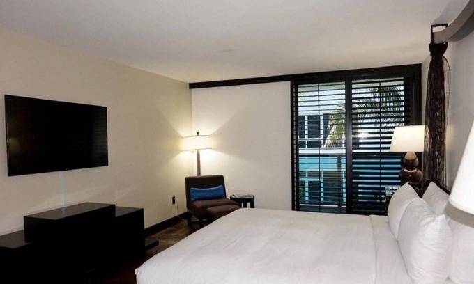 Palm Beach House | Just What You Were Looking For! Relaxing Garden View Room | Beachfront