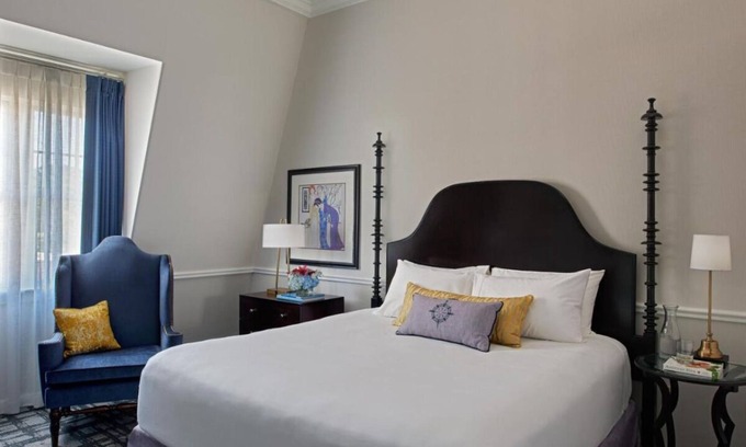 Historic Hill Hotel | Just What You Were Looking For, Near The Elms Mansion, with Onsite Parking