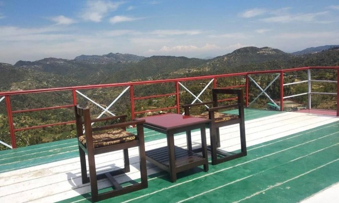 Kaul Bed & Breakfast | Kafal Pako Resort - Luxury Mountain View Stay in Mukteshwar