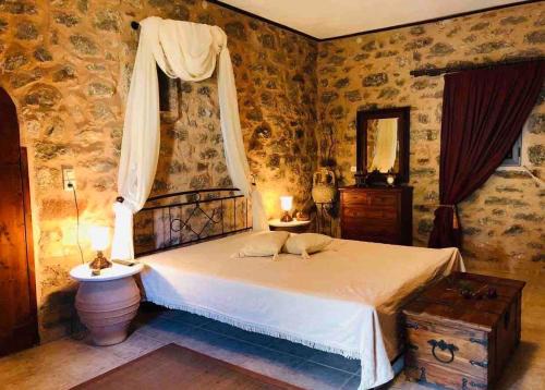 Alika Apartment | Kamares Stone House 5