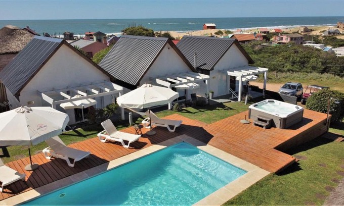 Punta del Diablo Cabin | Kanaloah Lodge & Cabins