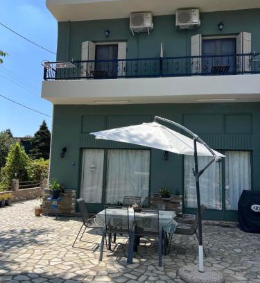 Kala Nera House | Kanarinia Guesthouse
