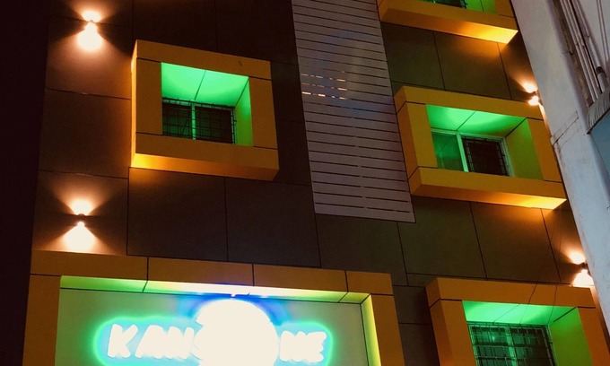 Kodambakkam Hotel | Kans one