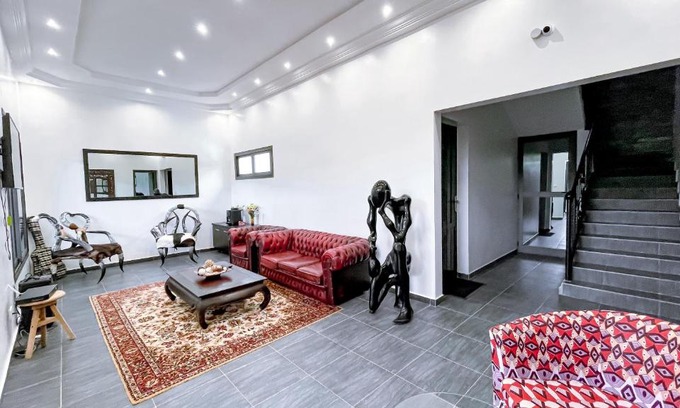 Saly Apartment | KAPINGA'S HOUSE