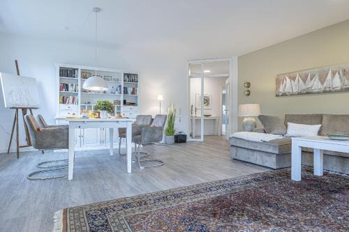 Gluecksburg Apartment | Kapitän s Suite