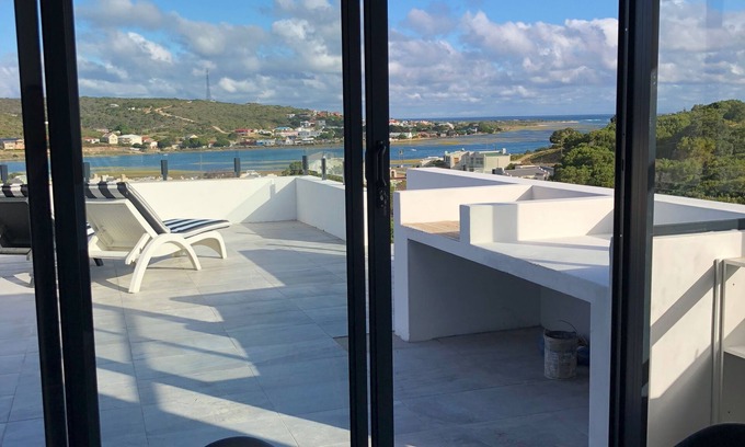 Still Bay House | Karee Manor Guesthouse