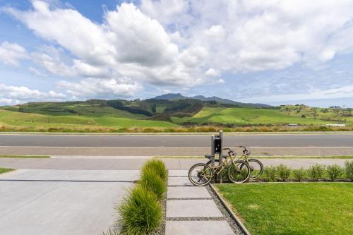 Raglan House | Karioi Mountain View