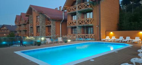 Polyanytsya Hotel | Karpatski Zori Hotel
