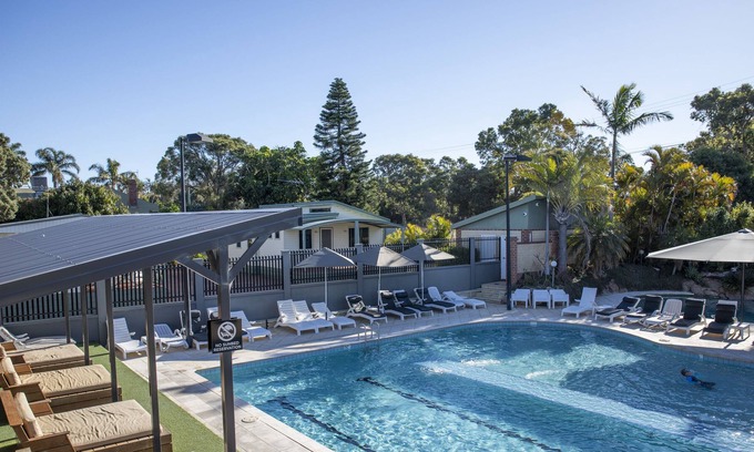 Gwelup Resort | Karrinyup Waters Resort