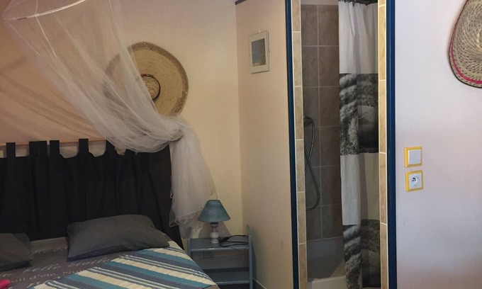 Trois-Rivieres Apartment | Kay Margo T3 with swimming pool