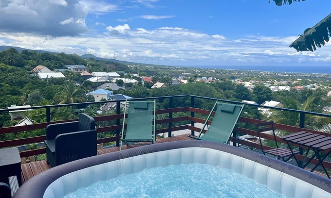 La Riviere Saint-Louis Apartment | Kaz 2/3 people with jacuzzi and breathtaking view!