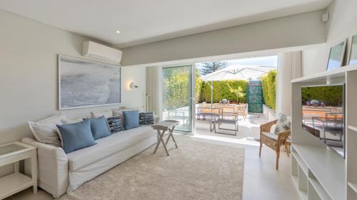Vale do Lobo Apartment | Keiko