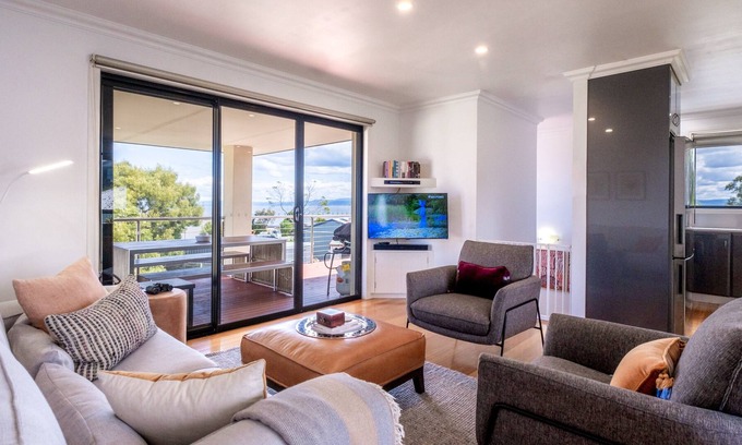 Coles Bay House | Kelp - Freycinet Holiday Houses