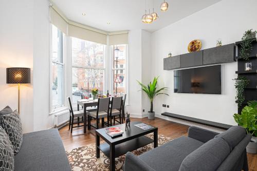 Royal Borough of Kensington and Chelsea Apartment | Kensington Residence