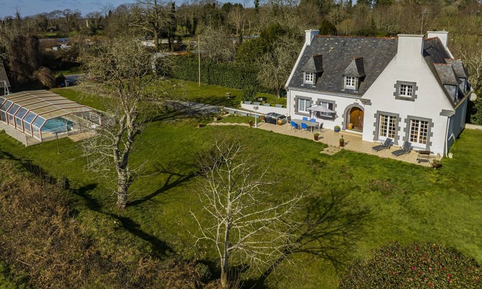 La Foret-Fouesnant House | Kergroes Villa with pool