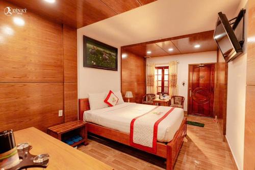 Thuan An Hotel | Khách sạn Dìn Ký Cổng Chào Bình Dương