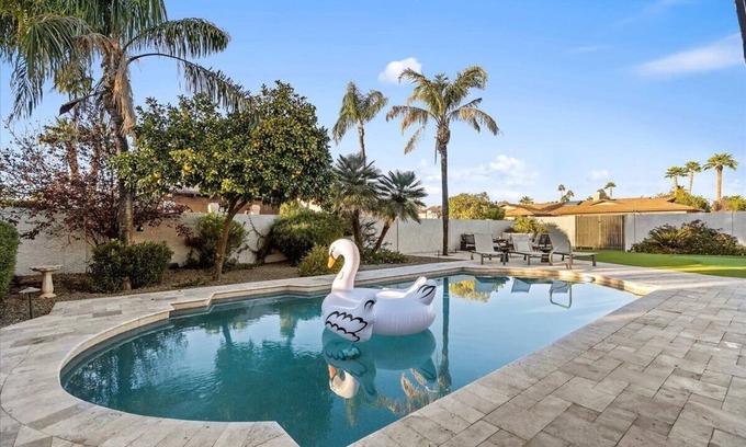 Paradise Valley Village Cottage | Kierland Charm - Heated Pool - In North Scottsdale