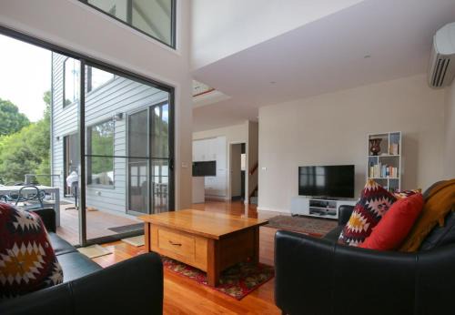 Bright House | Kilfinan