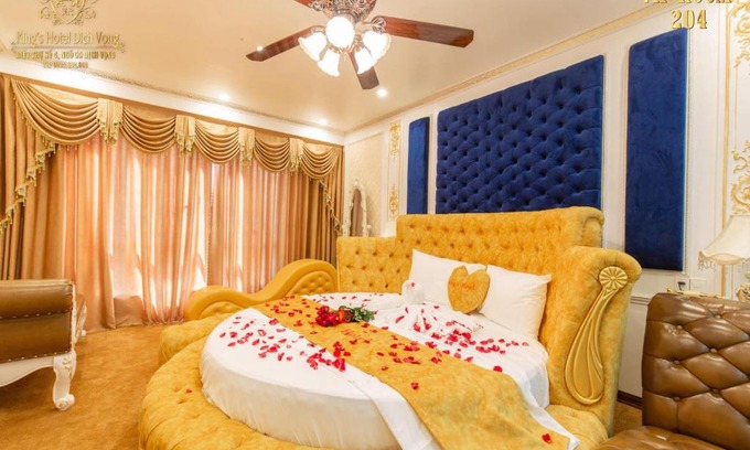 Dich Vong Hotel | King's Hotel Dịch Vọng