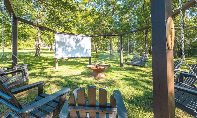 Cape Fair House | KingBed Theatre FirePit 1/4miletoLake Boat Parking