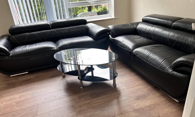 Liverpool Apartment | Kingbeds/liverpoolcity/freep/wm/fastwifi