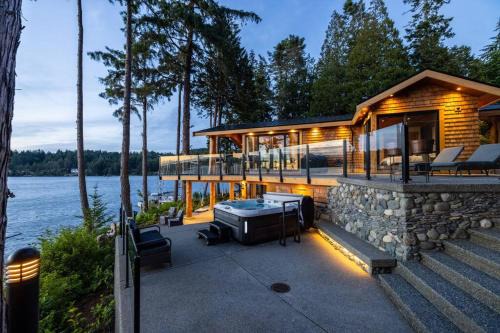 Juan de Fuca Electoral Area House | Kingfisher Manor