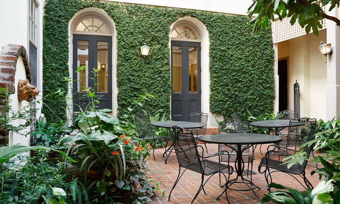 Charleston Historic District Hotel | Kings Courtyard Inn