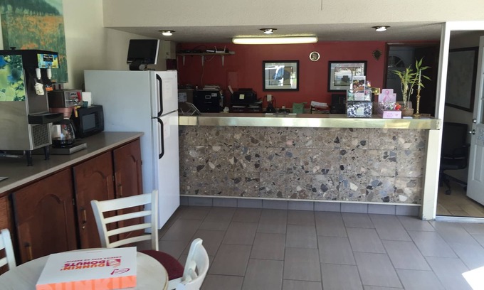Lenoir City Hotel | Kings Inn