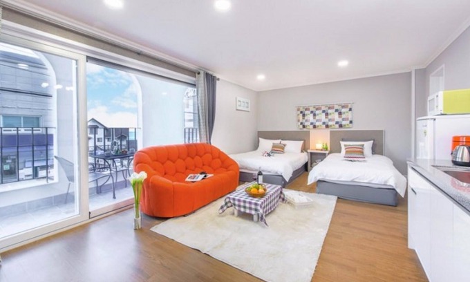 Irun-myeon House | Kinpok Pension in Geojedo