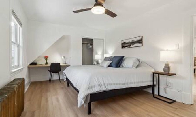 Kitsilano House | Kitsilano Home Away from Home!