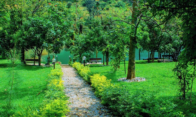 Kibuye Hotel | Kivu Breeze Hotel