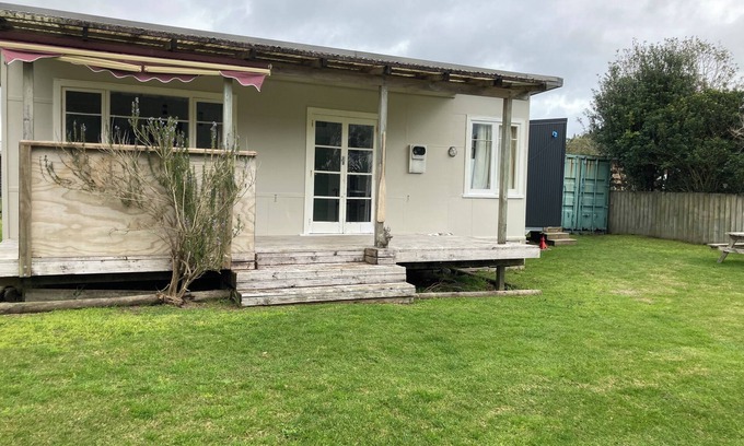 Ruakaka House | Kiwi Bach Plus Cabin with Room for Tents and Boat