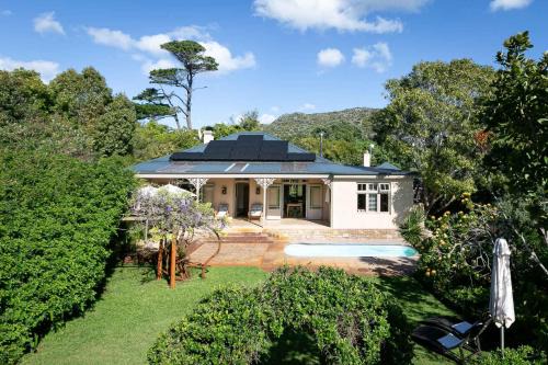 Capri House | Kloof House - with solar backup power