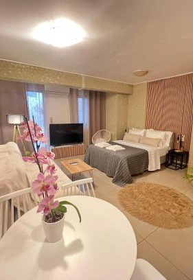 Nea Alikarnassos Apartment | KND Living Concept - Standard Room with Patio