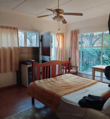 Klerksdorp Apartment | Knowles Nook Self-catering