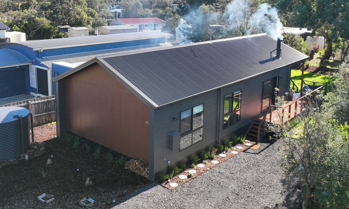 Venus Bay House | Koala Retreat - 3 bed brand new home near the Beach & Riverside ~Linen~Fast WiFi