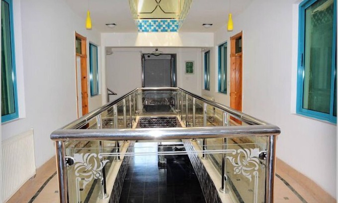 Quetta Hotel | Komelion Hotel