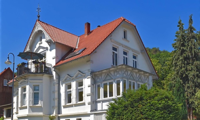 Blankenburg Apartment | Komfort mit Schlossblick