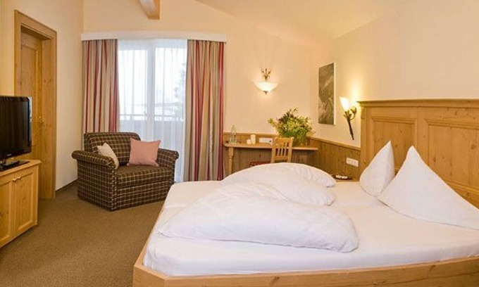 See House | Komfortzimmer Trisanna - Hotel Lenz