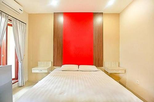 Sunset Road Hotel | KoolKost near Sunset Road Seminyak - Minimum Stay 30 Nights