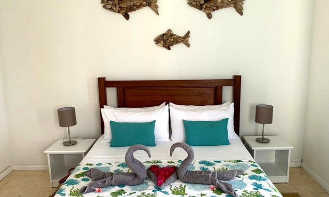 Coromandel House | KORAIL BLEU LODGE