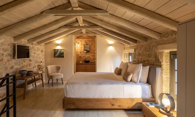 Oitylo House | Korona Boutique Hotel - Executive Suite
