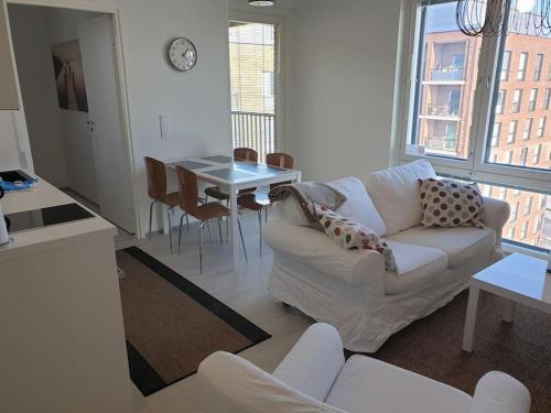 Turku Harbour Apartment | Kotimaailma Apartments - 1BR close to city center